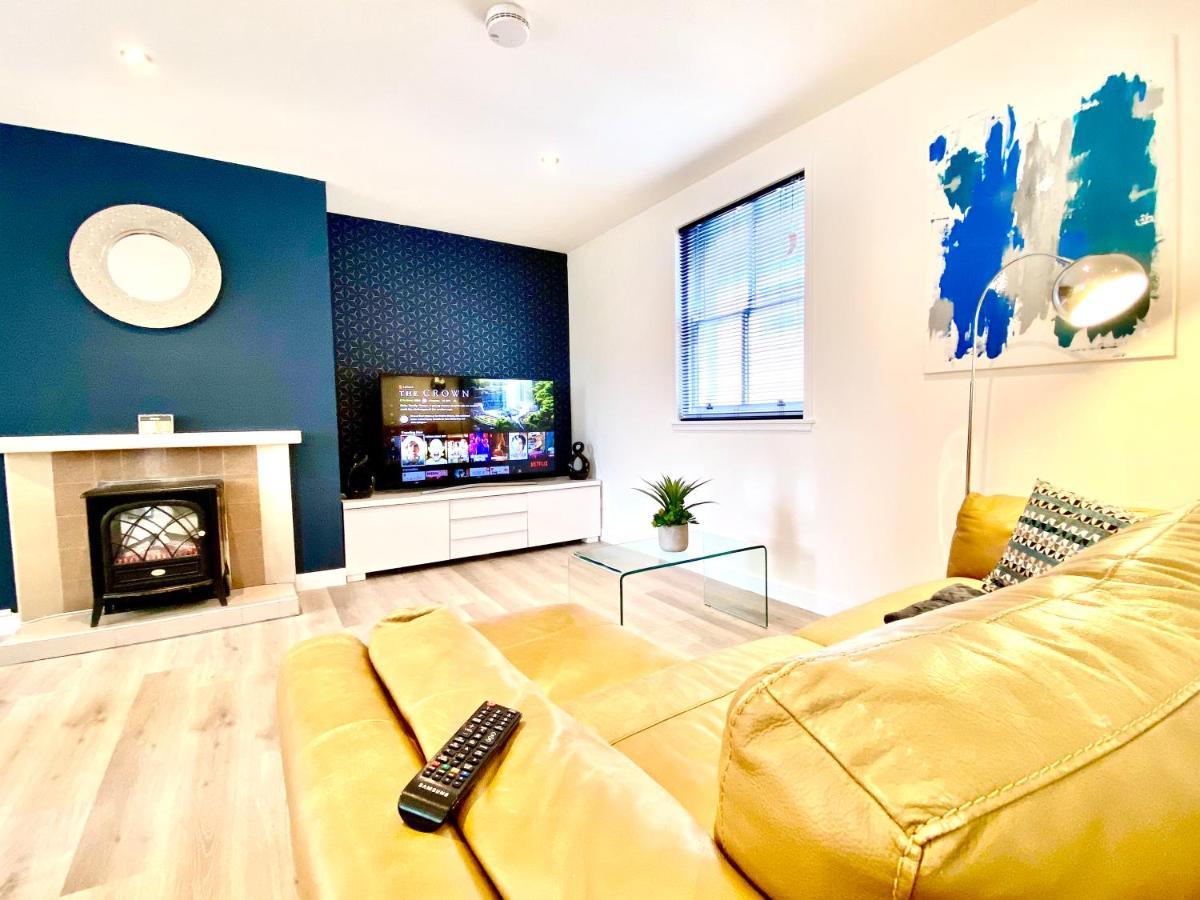 Stylish Central 2 Bedroom Apartment - Free Parking, Free Wifi أوركني المظهر الخارجي الصورة