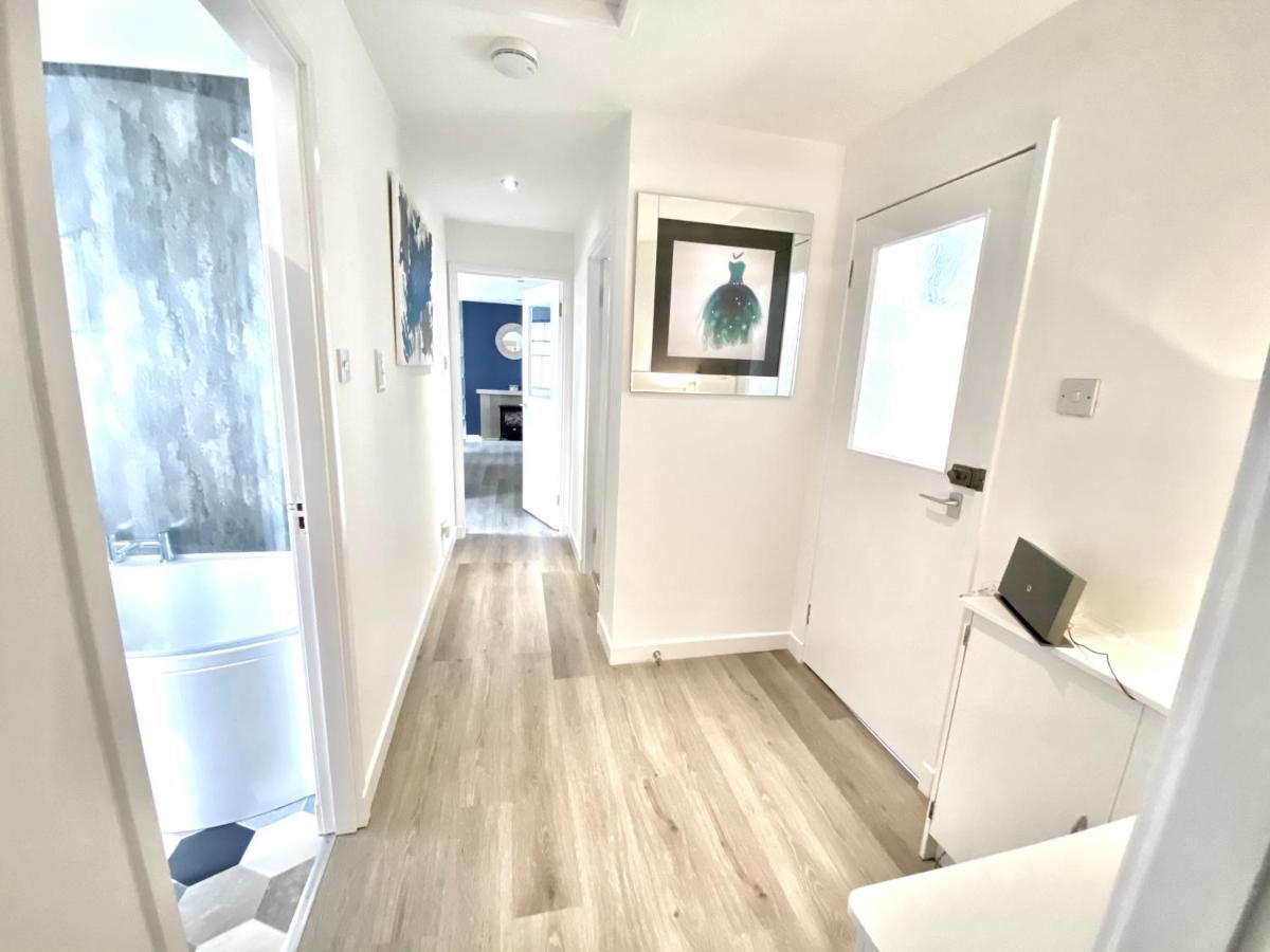 Stylish Central 2 Bedroom Apartment - Free Parking, Free Wifi أوركني المظهر الخارجي الصورة
